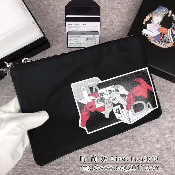 PRADA普拉達 專櫃同步 最新款式 限量版 漫畫印象系列 男士手包 2NH006 DD1248